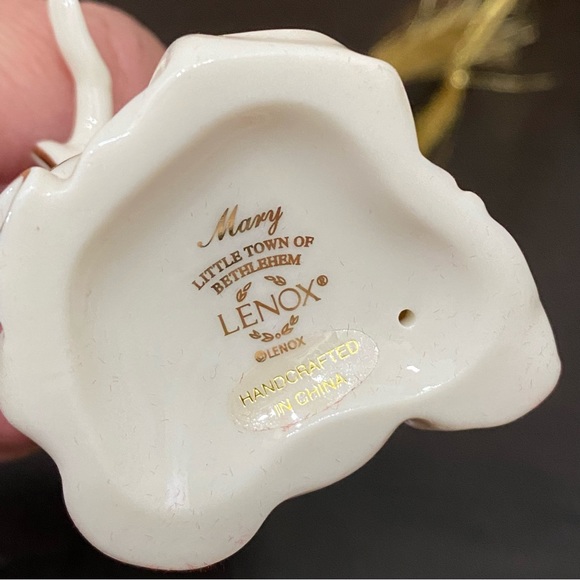 LENOX #6403927 Nativity The Holy Family Christmas Tree Ornament - Picture 12 of 13